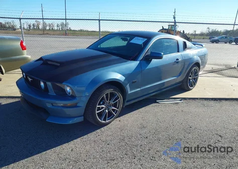 2006 Ford Mustang Gt z USA, uszkodzony, nr VIN 1ZVFT82H965207255